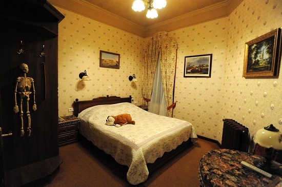 Cheap accommodation in Saint-Petersburg Russia